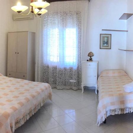 Apartamento Il Rifugio Del Viandante Favignana Exterior foto